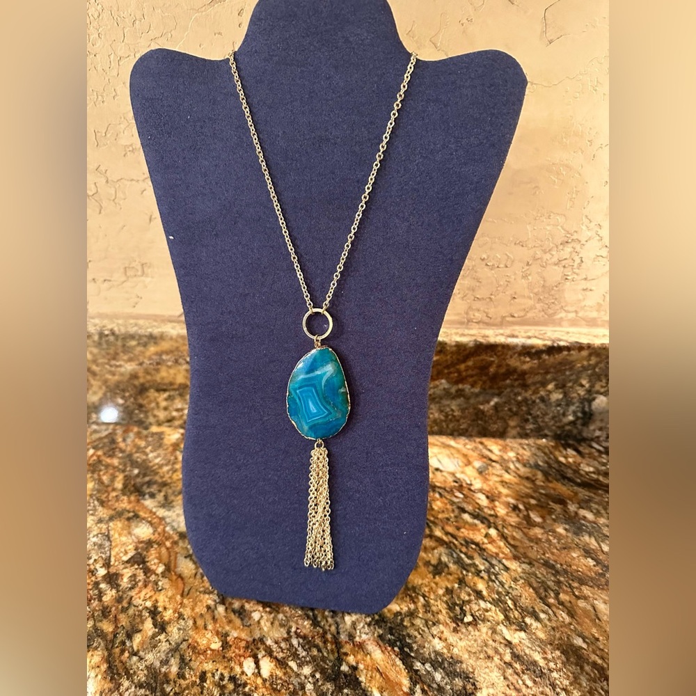 Elegant Real Stone Blue and Gold Pendant Necklace
